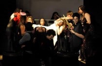 Απρίλιος 2011 – Μουσικοθεατρική παράσταση / επιθεώρηση Τοκετός